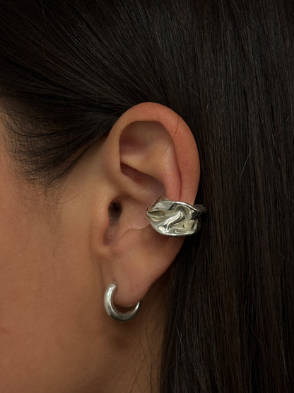 Folded earcuff