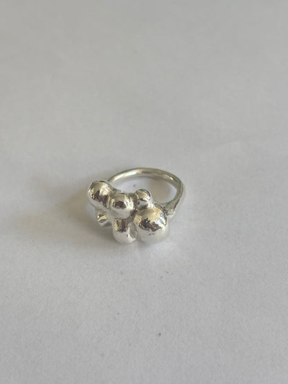 Bubble ring